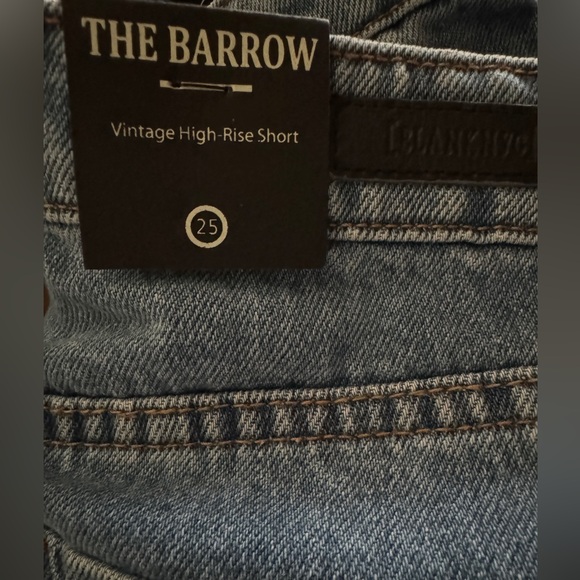 💙 NWT! Blank NYC Button Fly Distressed Shorts - Picture 6 of 6